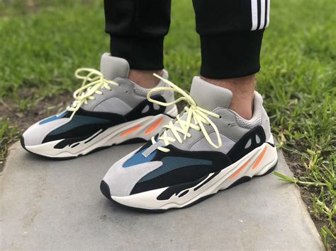 yeezy 700 wave runner colors.